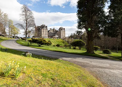 Atholl palace view from entrance drive